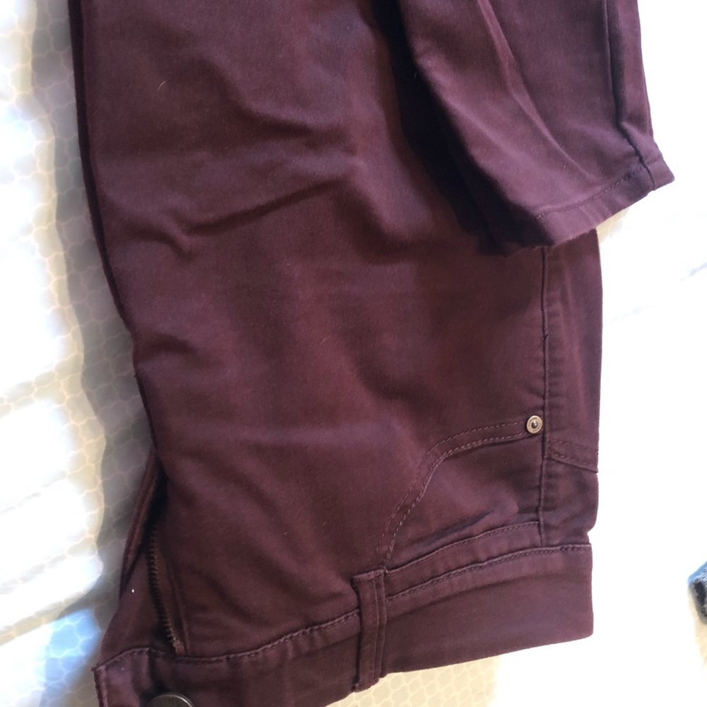 Jeans - Picture 3 of 4